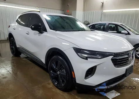 2022 Buick Envision Preferred z USA, uszkodzony, nr VIN LRBAZLR40ND109476